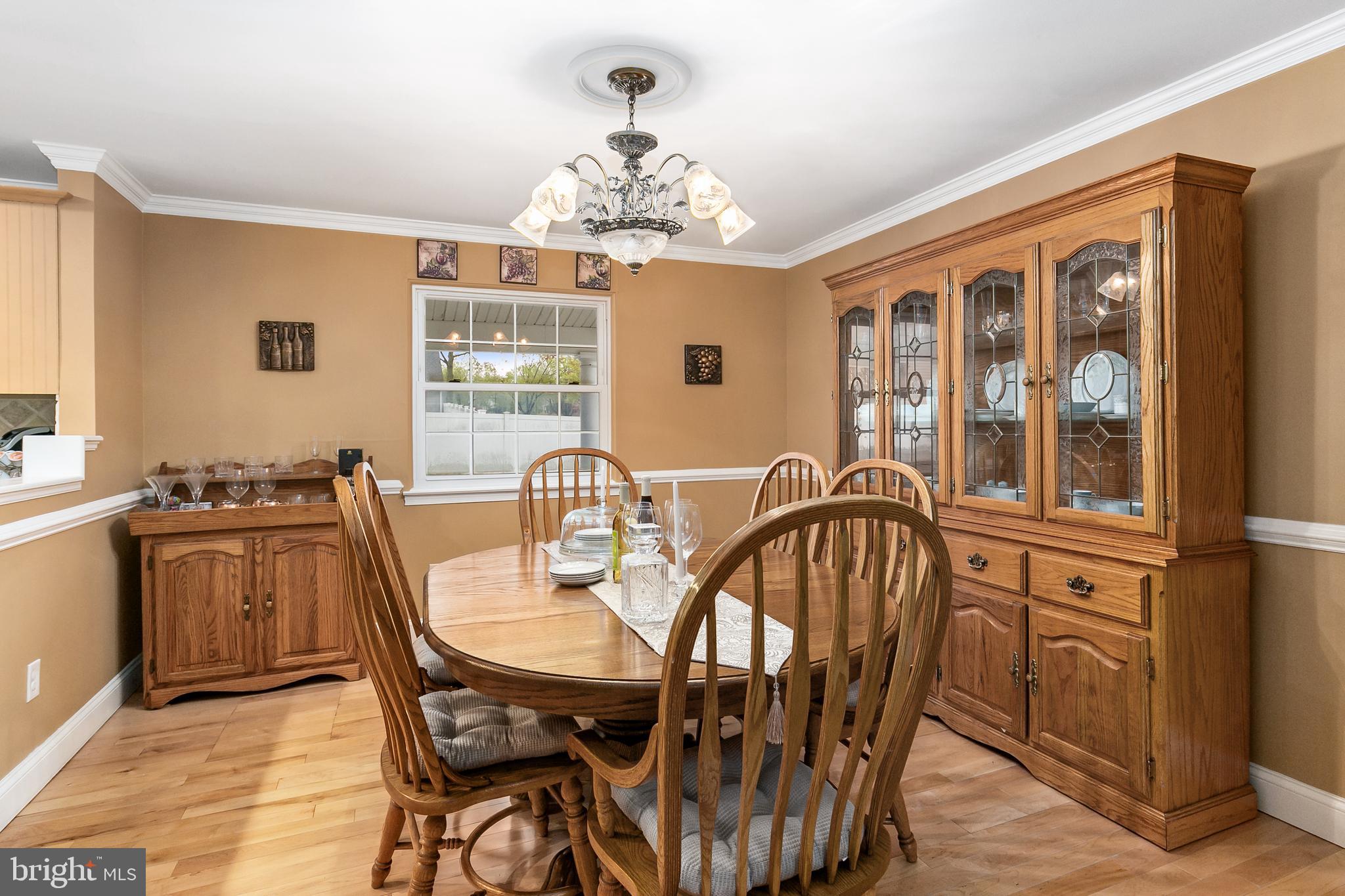 141 Red Stone Ridge Delran, NJ 08075 - Photo 10 of 28 Dining Room