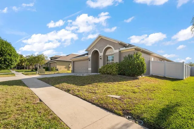 $345,000 | 18314 Waydale Loop, Hudson, FL 34667
