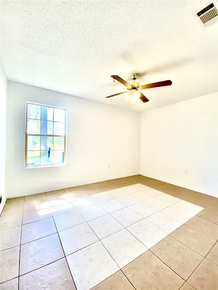 812 Ashland Drive Foley, AL 36535 - Photo 10 of 17