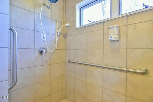 $2,400,000 | 144 Celebrity Dairy Way, Siler City, NC 27344