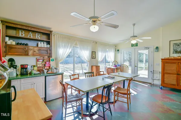 $2,400,000 | 144 Celebrity Dairy Way, Siler City, NC 27344
