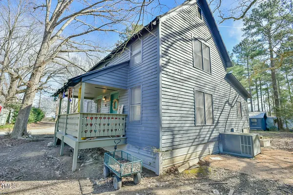 $2,400,000 | 144 Celebrity Dairy Way, Siler City, NC 27344