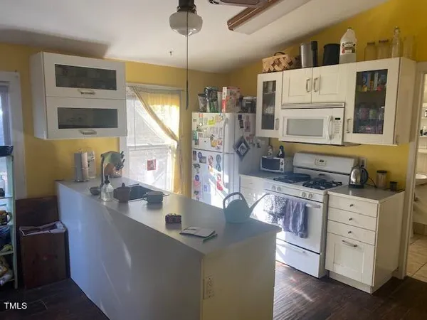 $2,400,000 | 144 Celebrity Dairy Way, Siler City, NC 27344