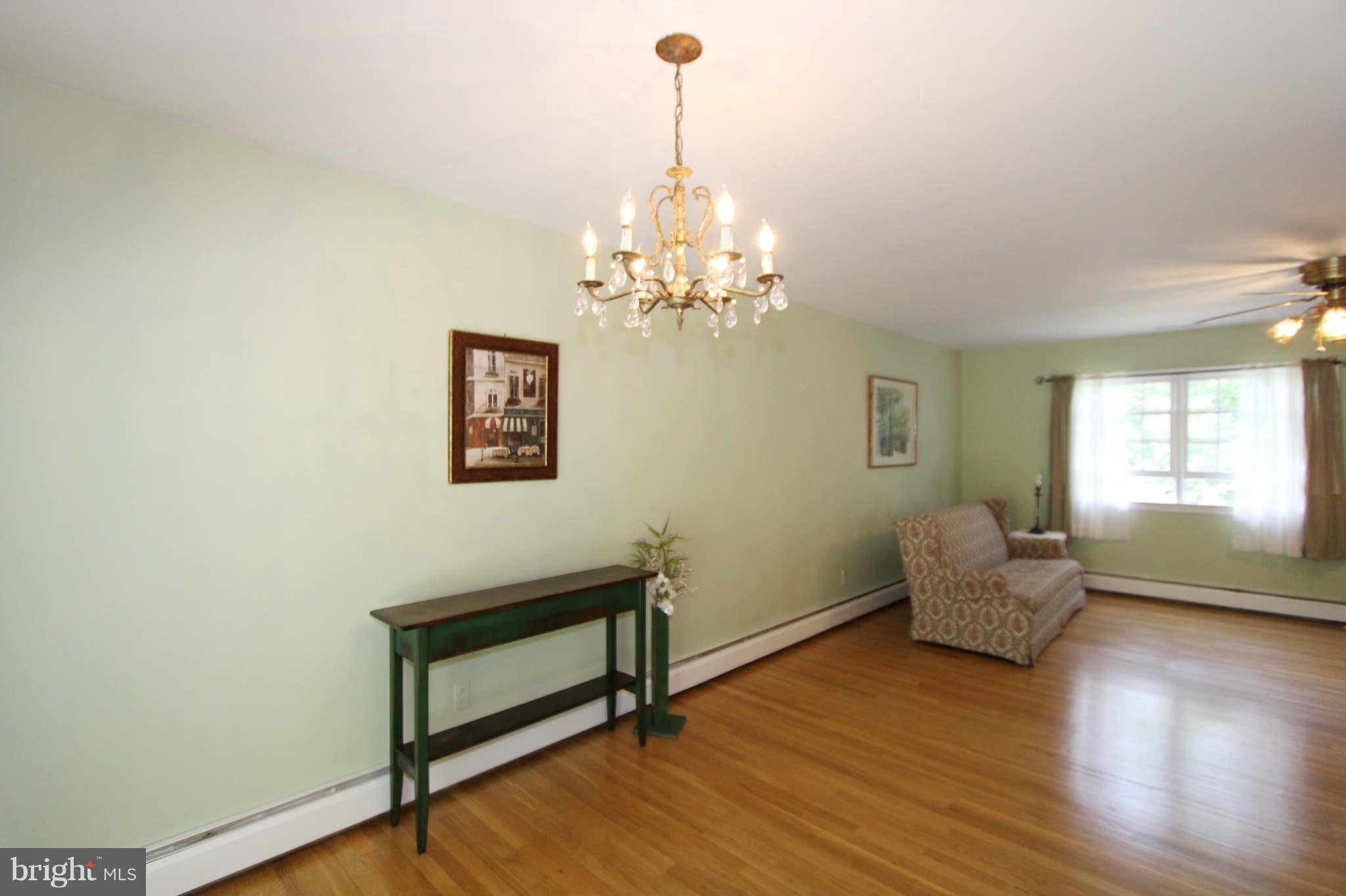 712 Harrington Road Rockville, MD 20852 - Photo 15 of 30 Dining Room 4