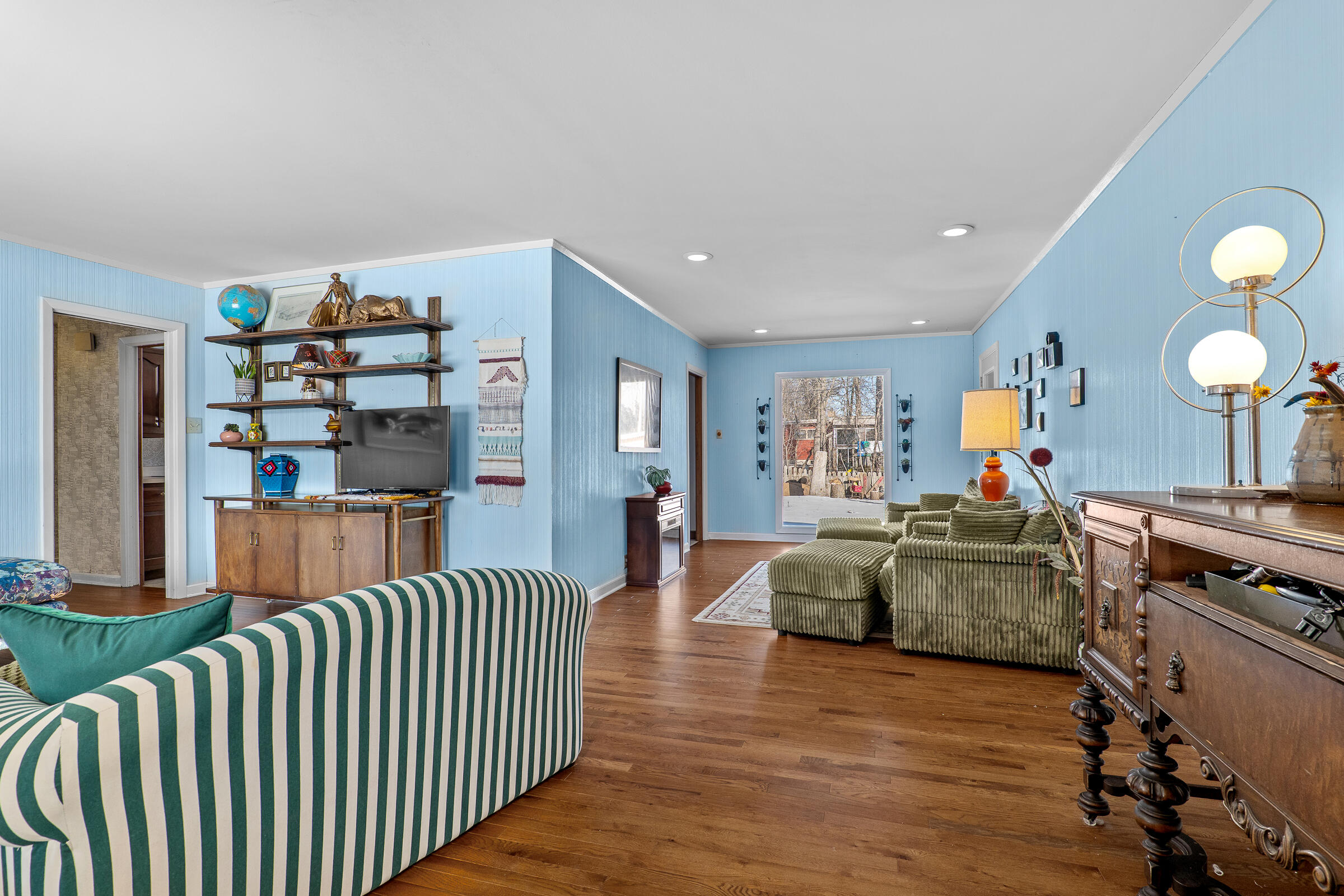 2112 Markham Street Manitowoc, WI 54220 - Photo 11 of 52 2112MarkhamSt-7