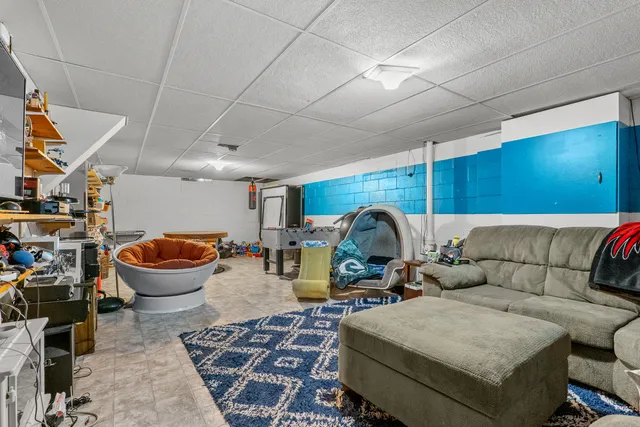 $259,900 | 2112 Markham Street, Manitowoc, WI 54220