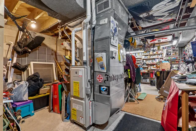 $259,900 | 2112 Markham Street, Manitowoc, WI 54220