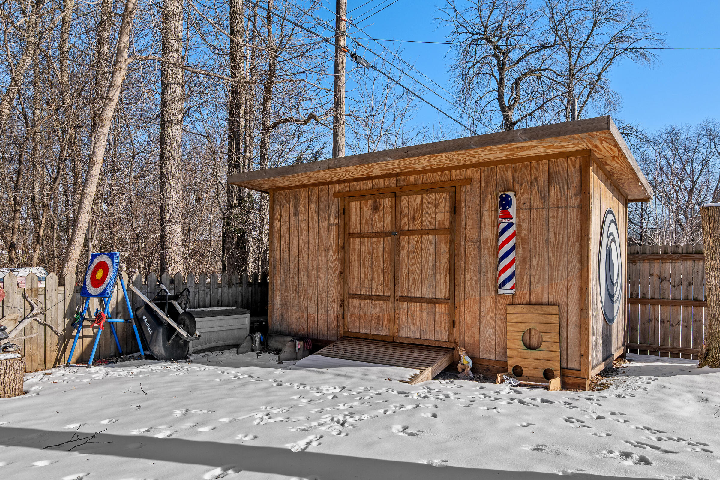 2112 Markham Street Manitowoc, WI 54220 - Photo 41 of 52 2112MarkhamSt-44