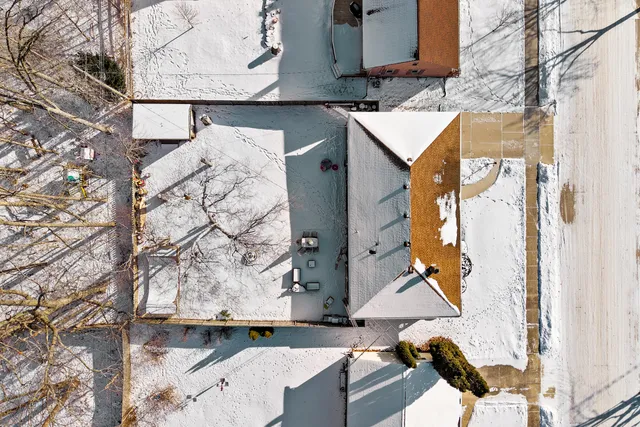 $259,900 | 2112 Markham Street, Manitowoc, WI 54220