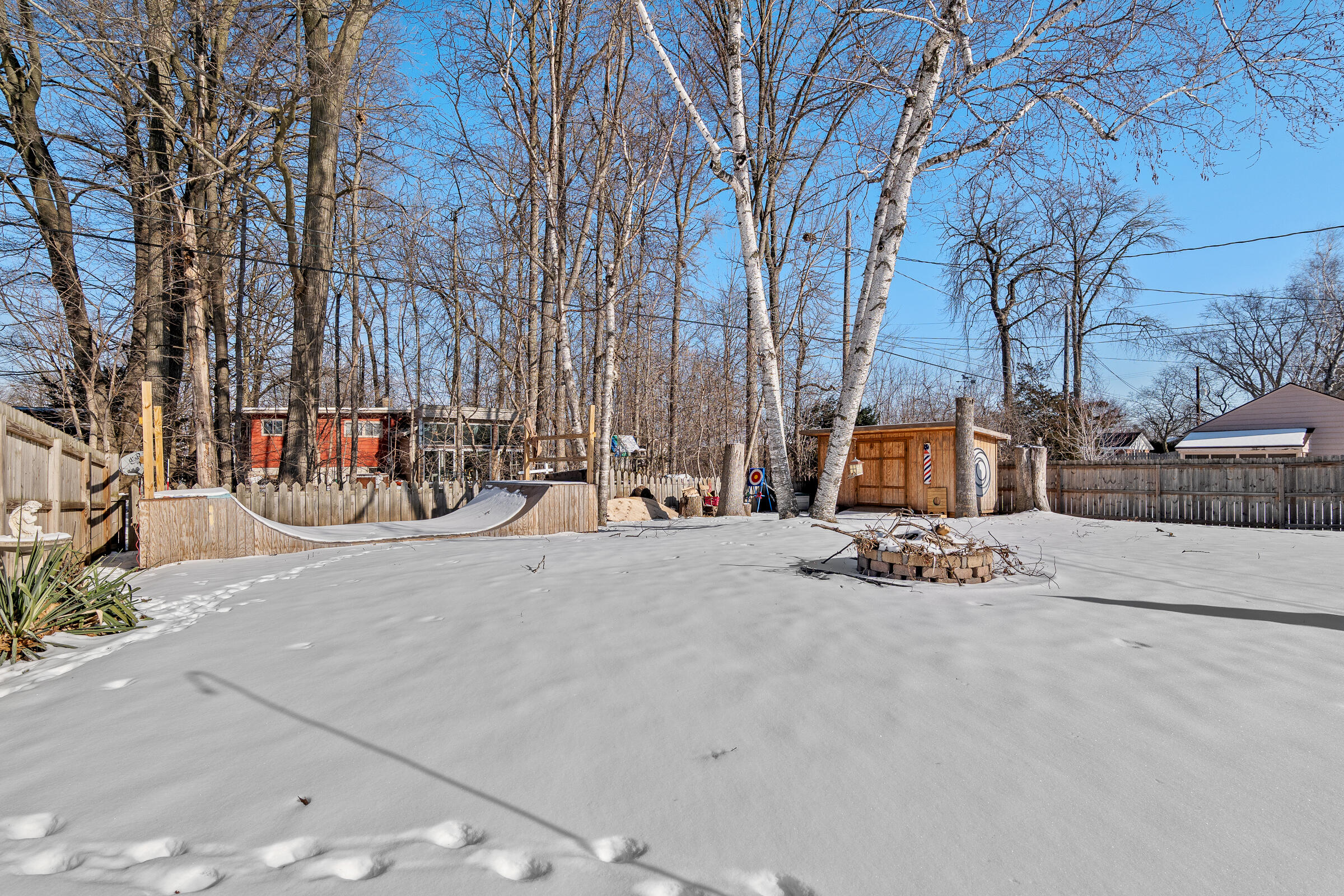 2112 Markham Street Manitowoc, WI 54220 - Photo 45 of 52 2112MarkhamSt-42