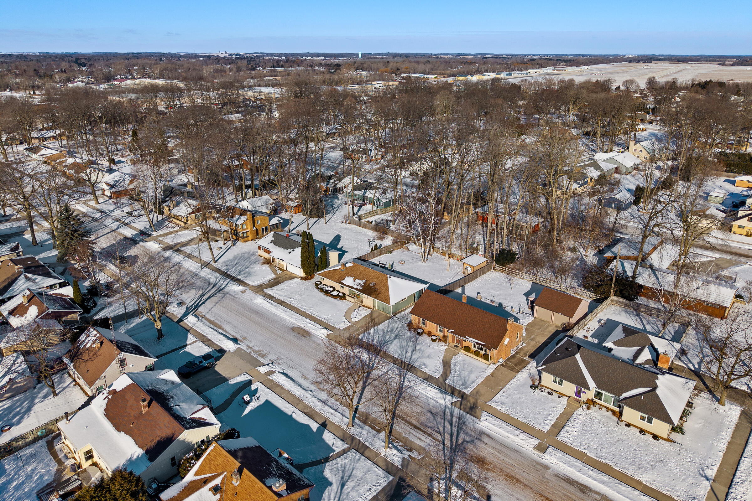 2112 Markham Street Manitowoc, WI 54220 - Photo 50 of 52 2112MarkhamSt-46