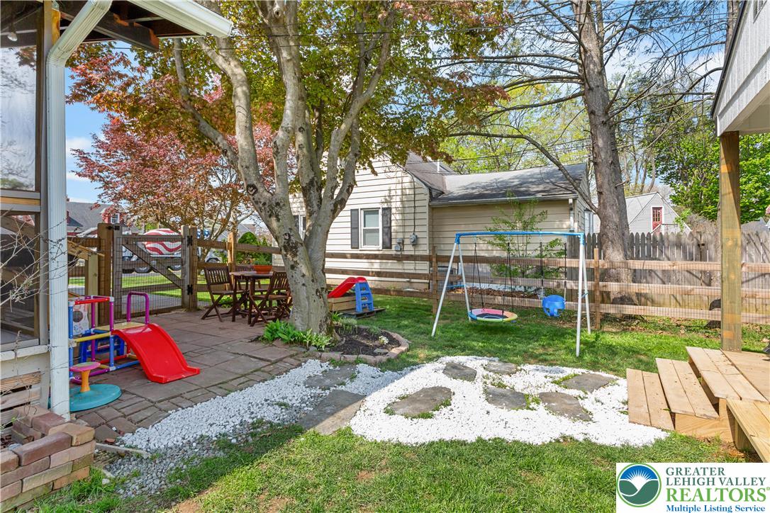 915 Magnolia Road Hellertown, PA 18055 - Photo 30 of 30