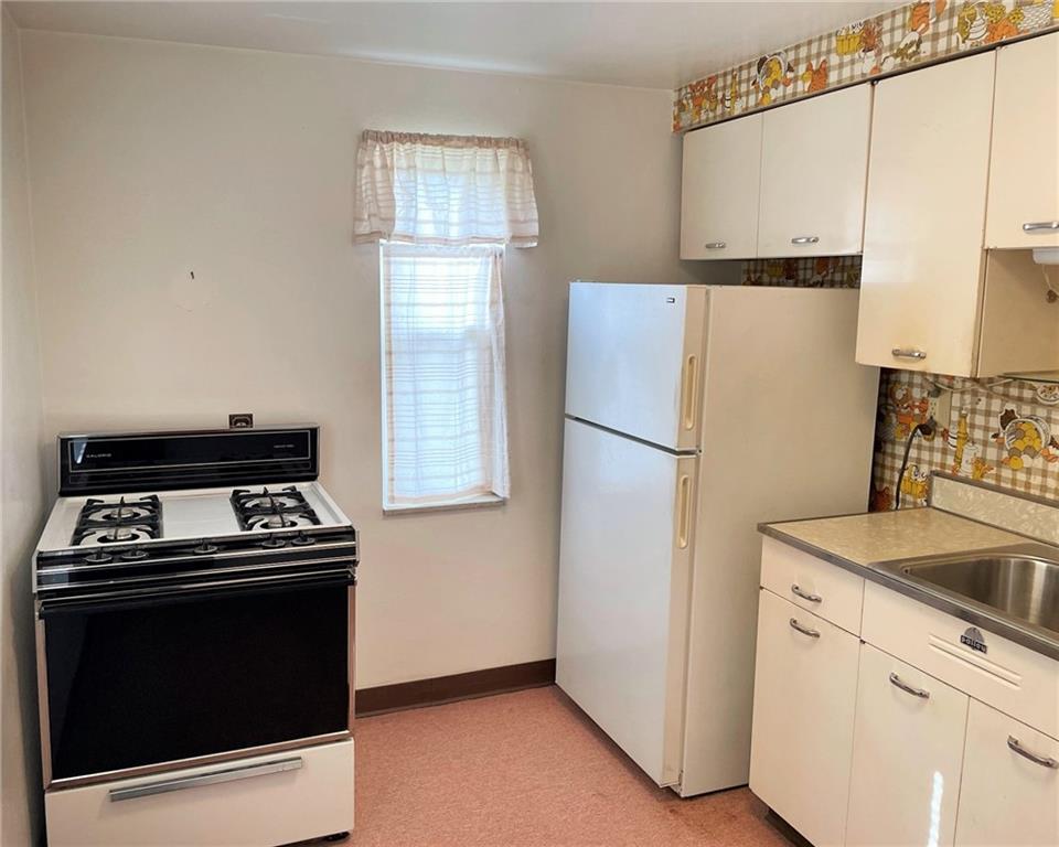 1236 Hamilton Road Pittsburgh, PA 15234 - Photo 6 of 22 Gallery Image 6