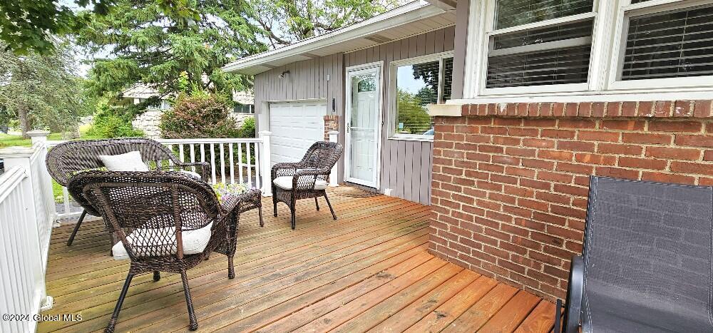 207 Hackett Boulevard Albany, NY 12208 - Photo 19 of 28 20240730_124501_inPixio