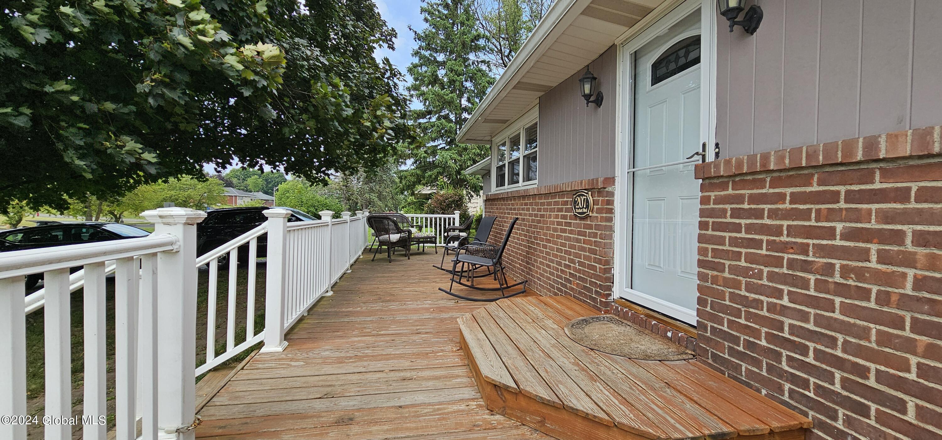 207 Hackett Boulevard Albany, NY 12208 - Photo 20 of 28 Copy of 20240730_124840