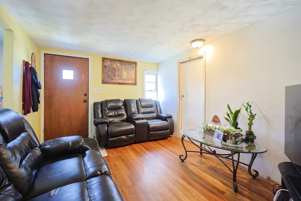 124 Cook Avenue Chelsea, MA 02150 - Photo 8 of 22 Gallery Image 8