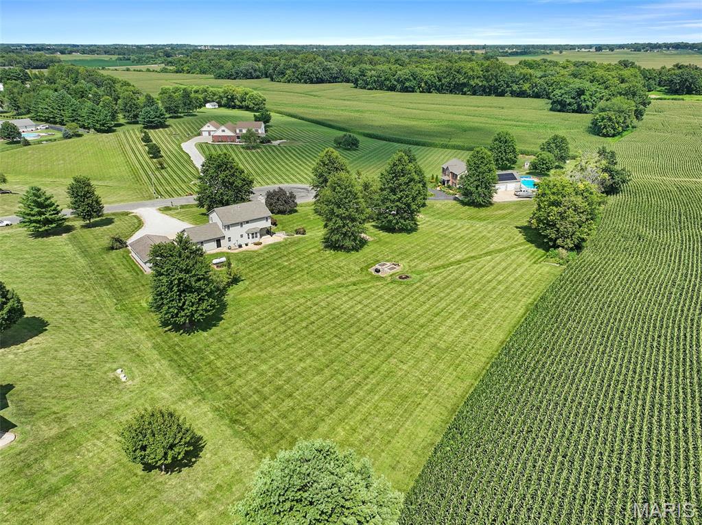 26 Hickory Point Moro, IL 62067 - Photo 6 of 45 Gallery Image 6