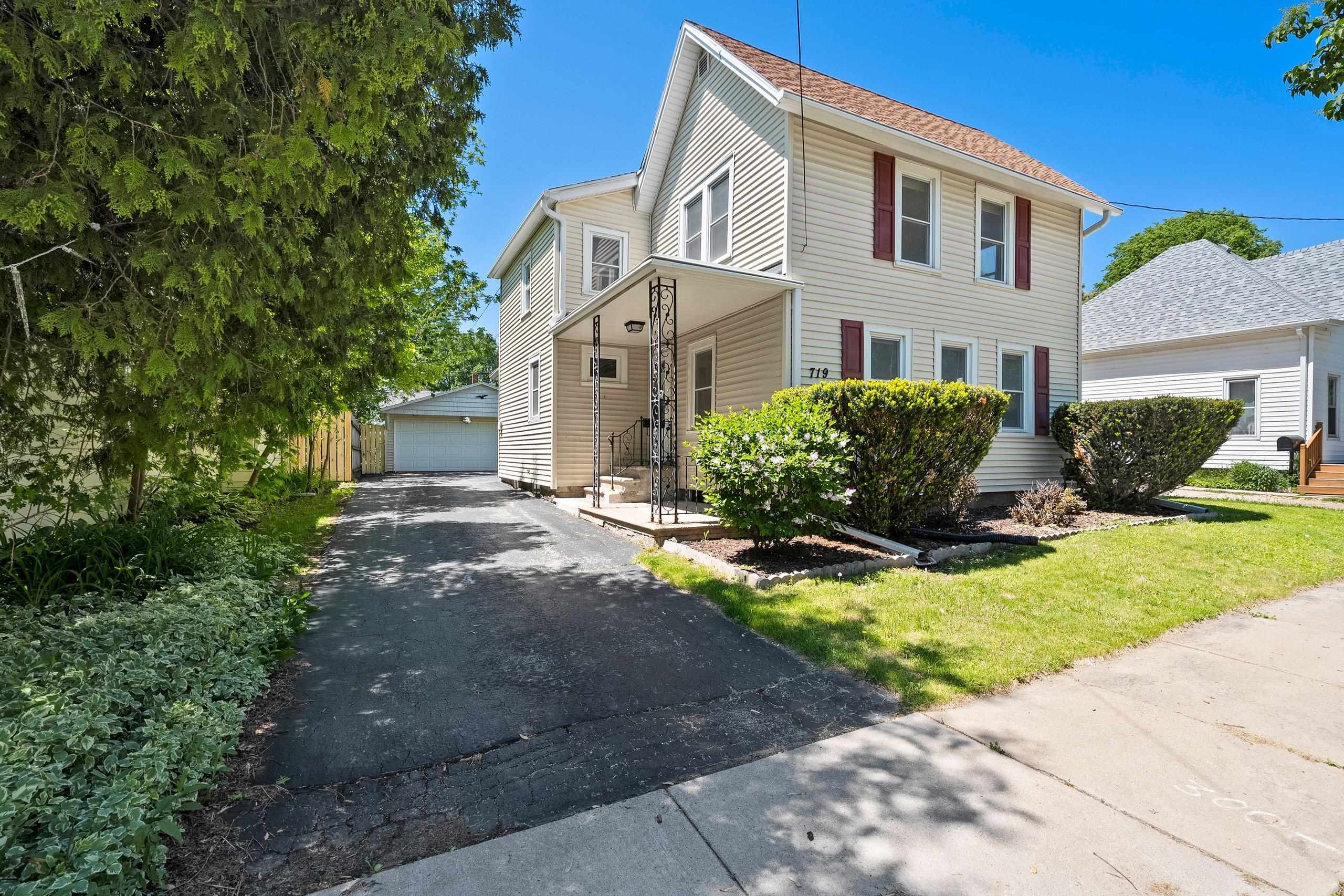 719 North Fair Street Appleton, WI 54911 - Photo 39 of 51