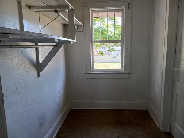 $700 | 720 6th Street Northwest, Unit 3, Winter Haven, FL 33881