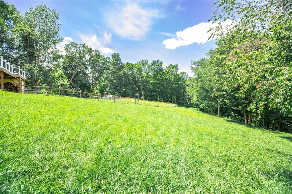 484 Tank Farm Road Aliquippa, PA 15001 - Photo 16 of 45