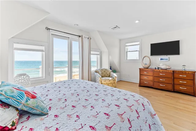 $3,300,000 | 399 Atlantic Avenue, Westerly, RI 02891