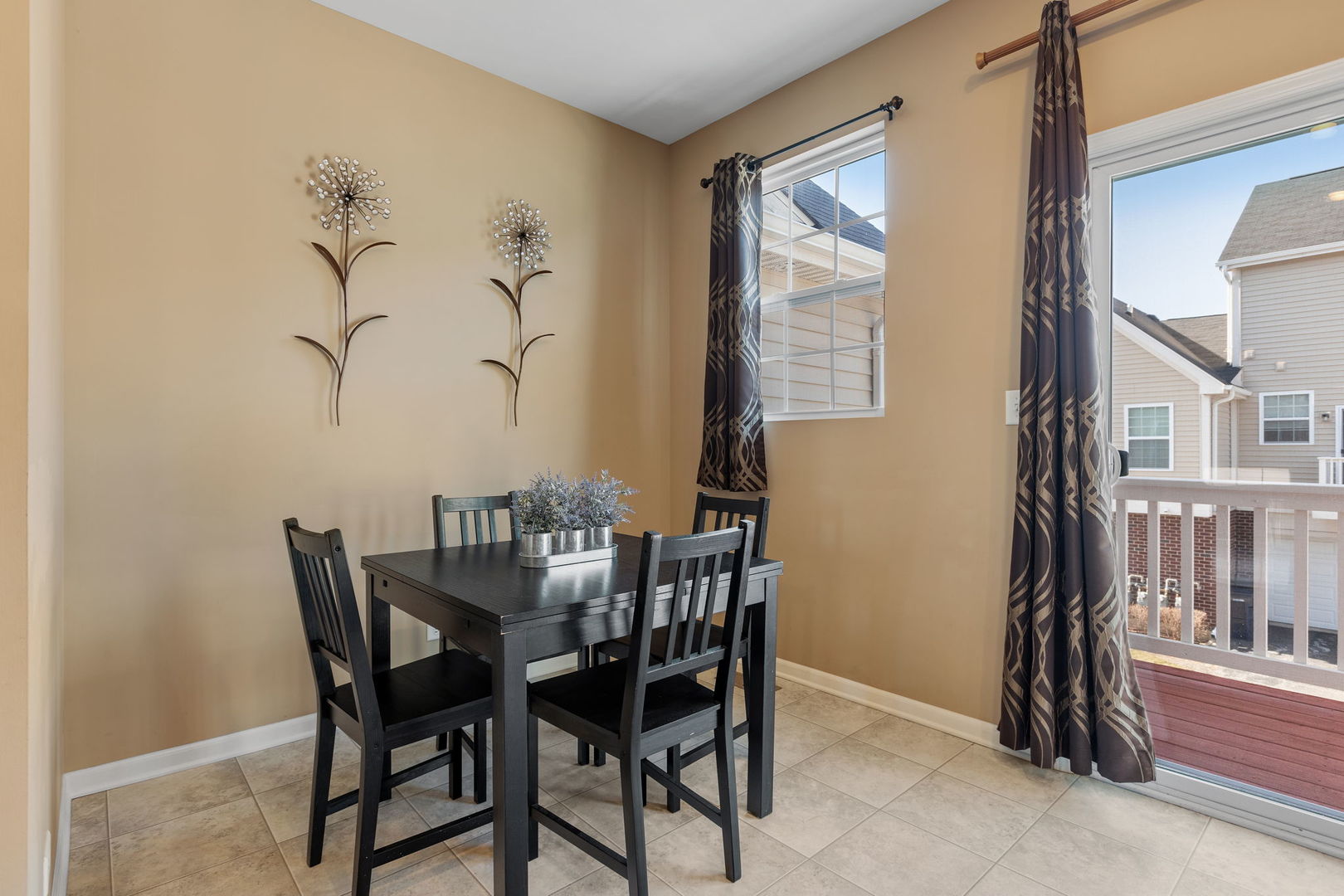 10338 Kerry Ridge Court Chicago Ridge, IL 60415 - Photo 6 of 16 a view of a dining room with furniture and a window
