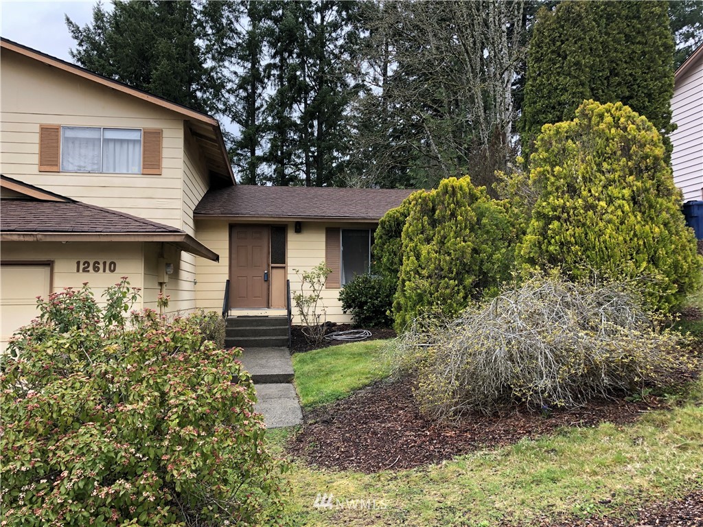12610 Southeast 185th Place Renton, WA 98058 - Photo 2 of 26 Gallery Image 2