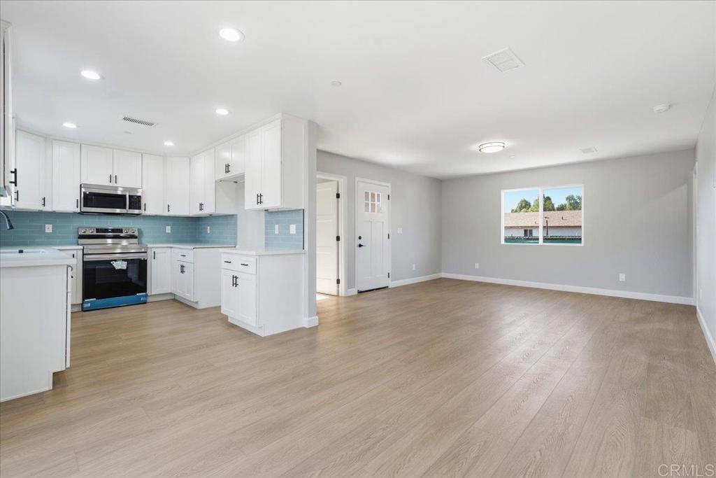1835 Rios Avenue Chula Vista, CA 91911 - Photo 6 of 41