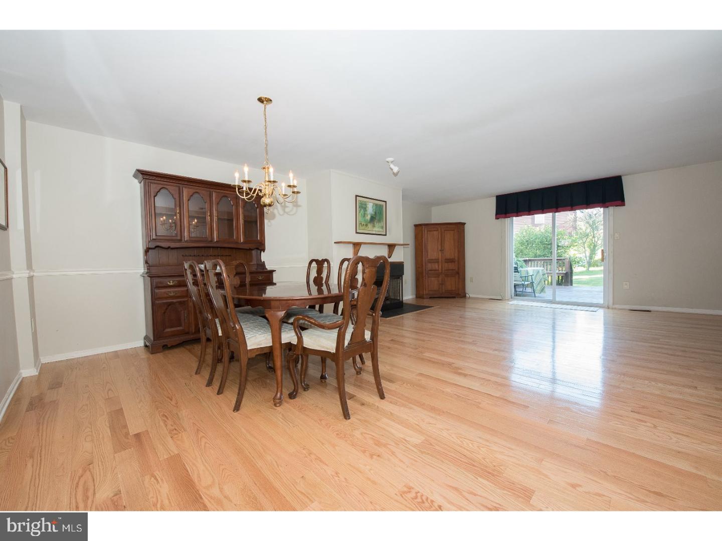 301 Cherokee Circle Ambler, PA 19002 - Photo 4 of 20 Great Room