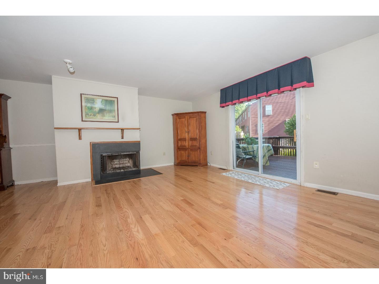 301 Cherokee Circle Ambler, PA 19002 - Photo 6 of 20 Great Room