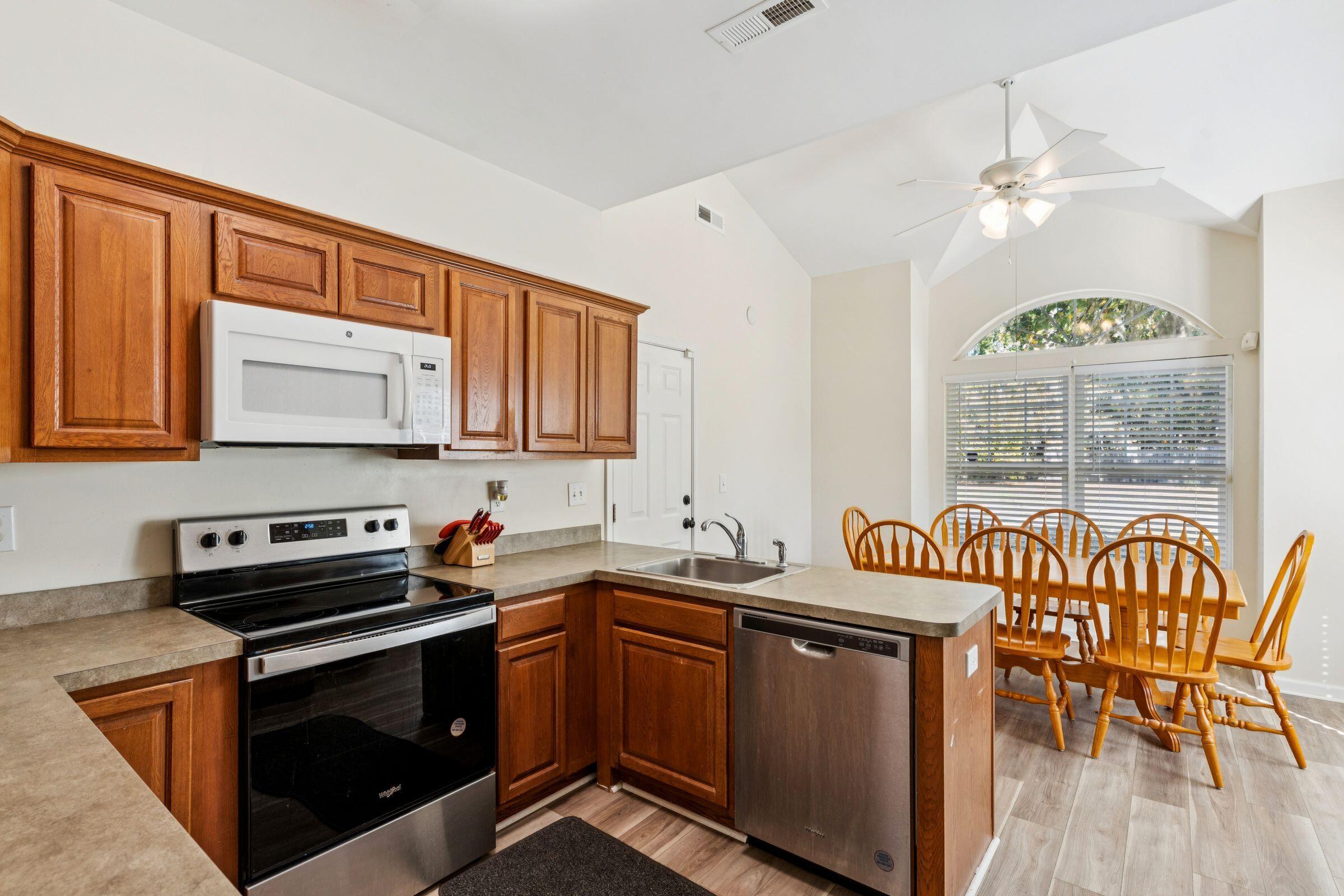 101 Angel Oaks Court Ladson, SC 29456 - Photo 2 of 46 101AngelOaksCt-KeenEyeMarketing-010