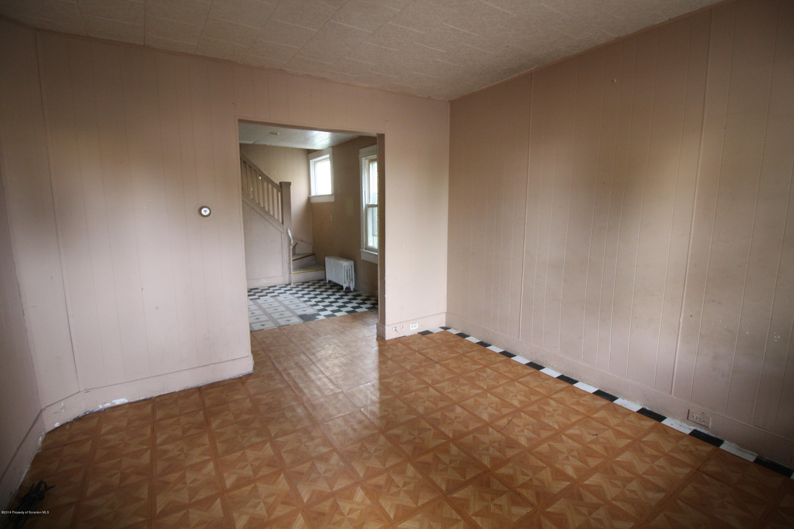 949 Providence Road Scranton, PA 18508 - Photo 12 of 15 Gallery Image 12