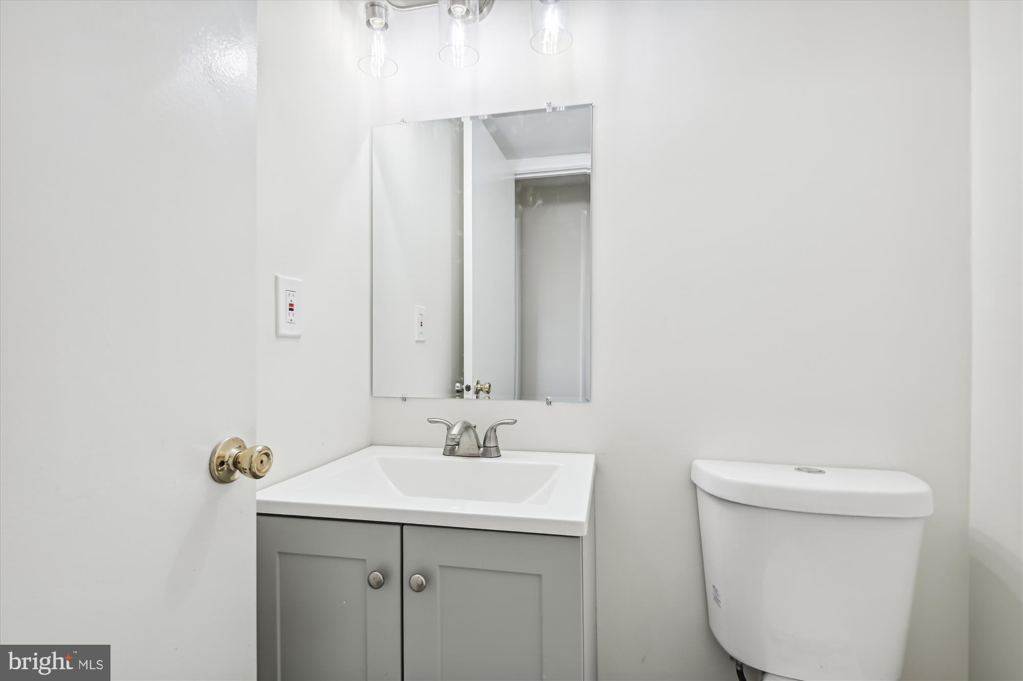4837 Vicky Road Nottingham, MD 21236 - Photo 24 of 40 Powder Room