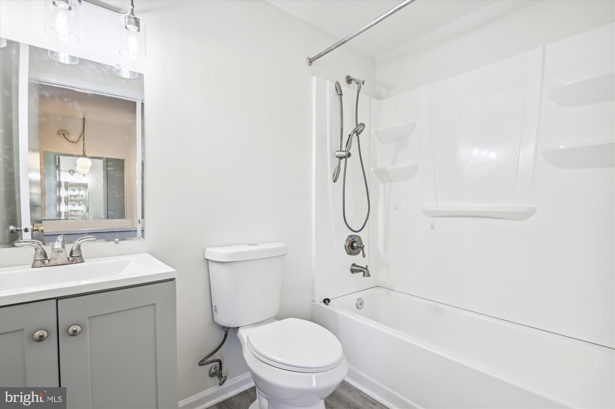 4837 Vicky Road Nottingham, MD 21236 - Photo 31 of 40 Primary Bath