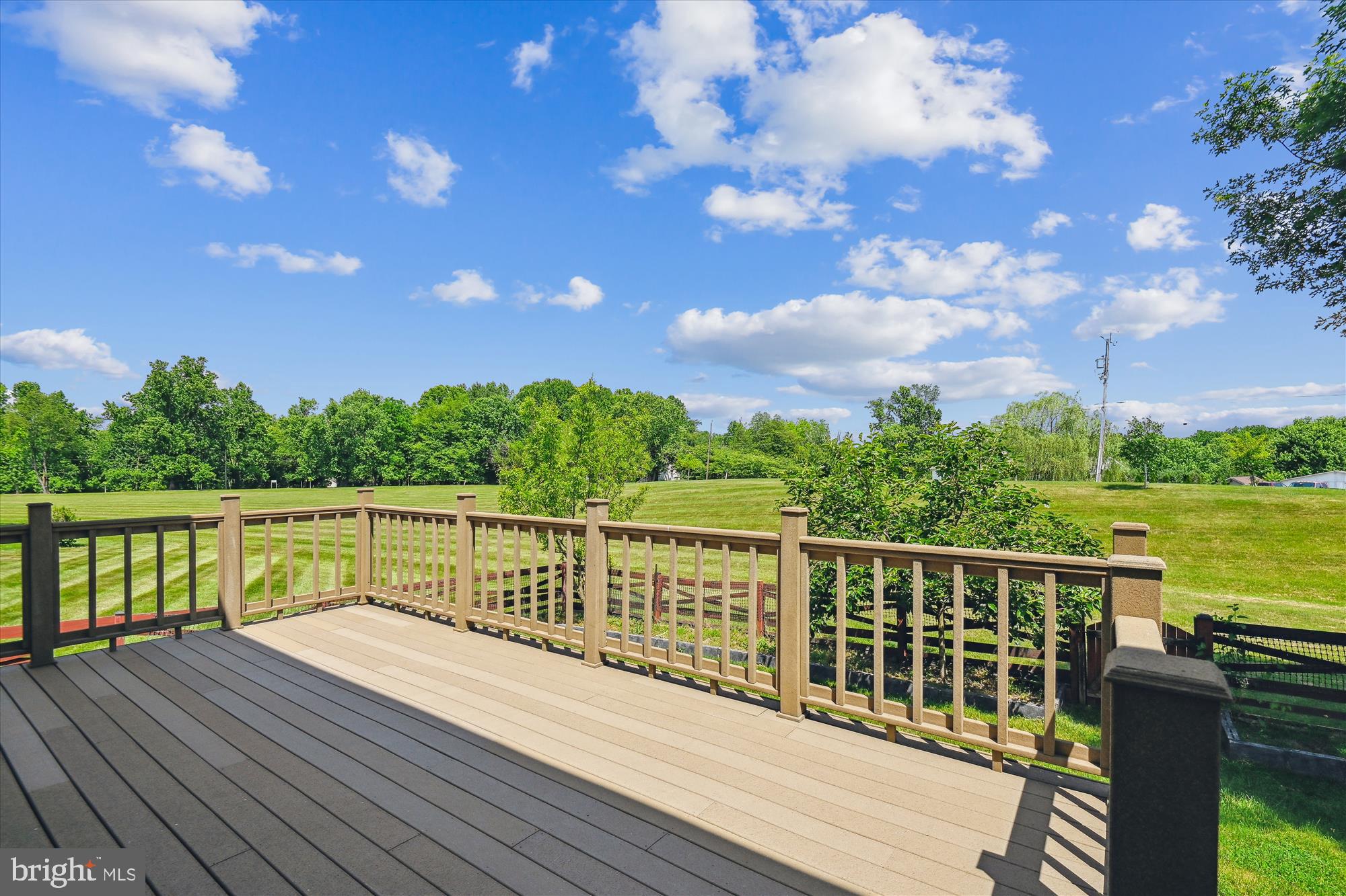 4837 Vicky Road Nottingham, MD 21236 - Photo 6 of 40 Deck
