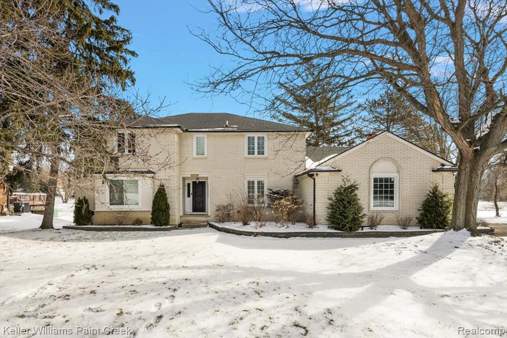 1824 North Adams Road Rochester Hills, MI 48306 - Photo 2 of 69 Gallery Image 2