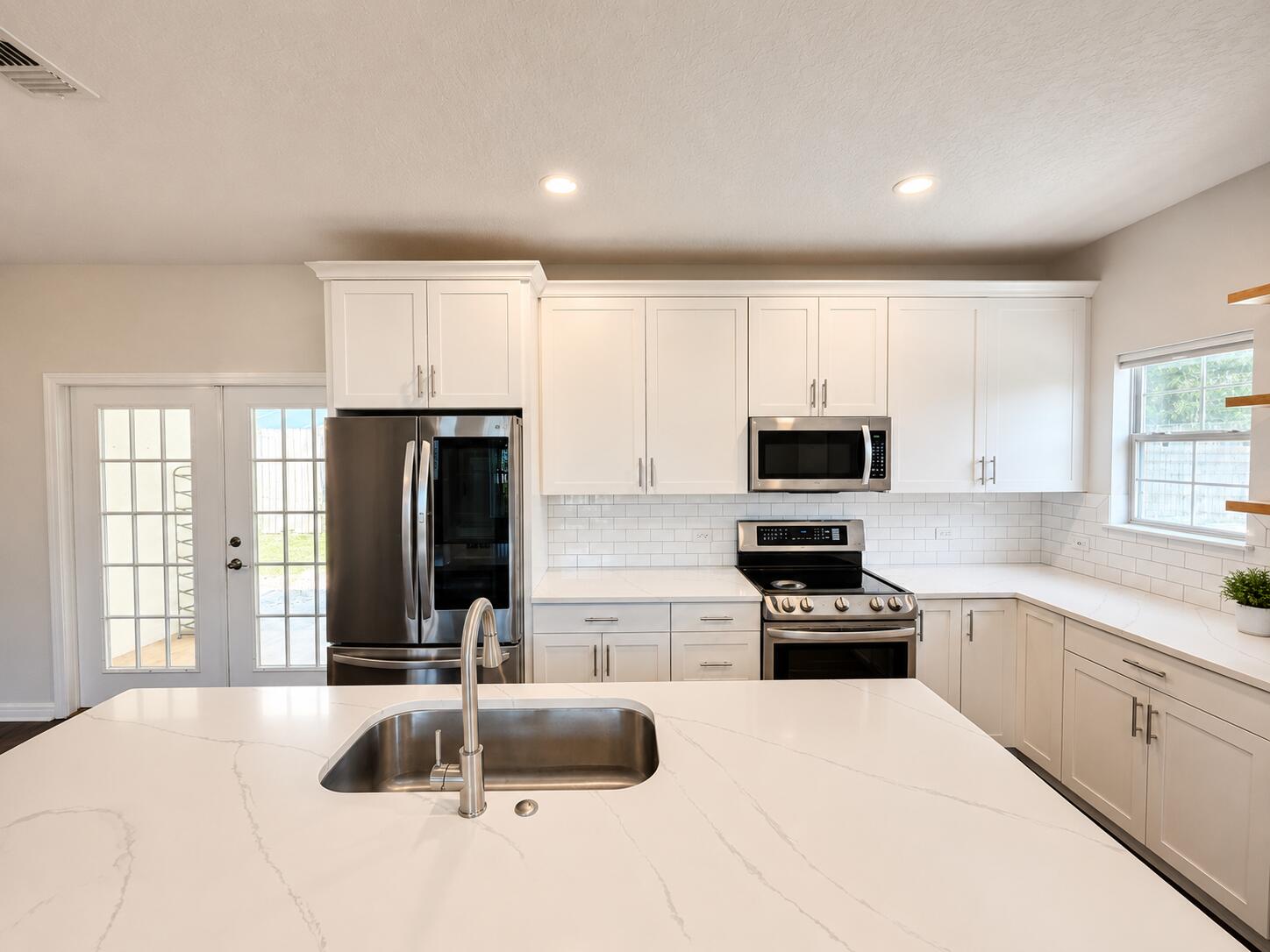 1951 Waterford Ridge Road Fort Walton Beach, FL 32547 - Photo 10 of 33 37