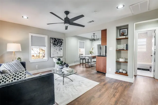 $150,000 | 826 West Laramie Lane, Dallas, TX 75217