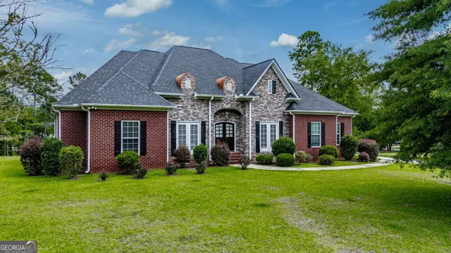 $519,999 | 330 Greystone Drive, Milledgeville, GA 31061
