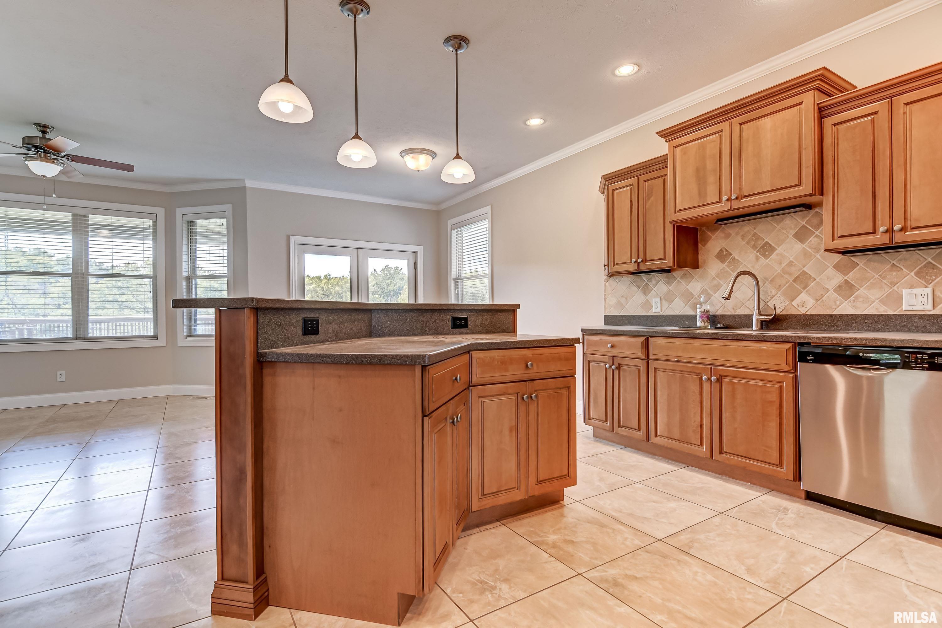 4404 Fiddlers Bend Springfield, IL 62711 - Photo 7 of 44