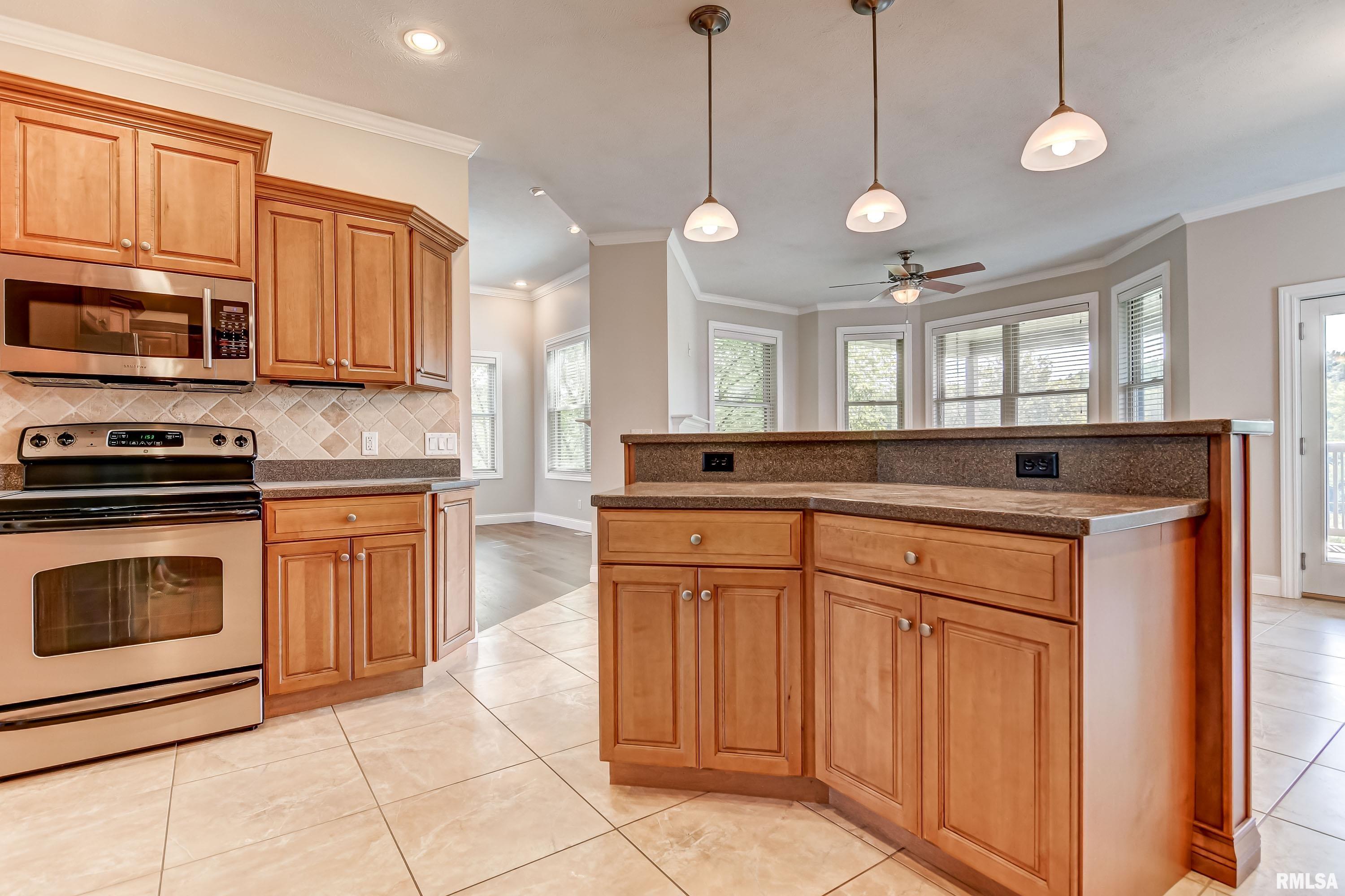 4404 Fiddlers Bend Springfield, IL 62711 - Photo 8 of 44