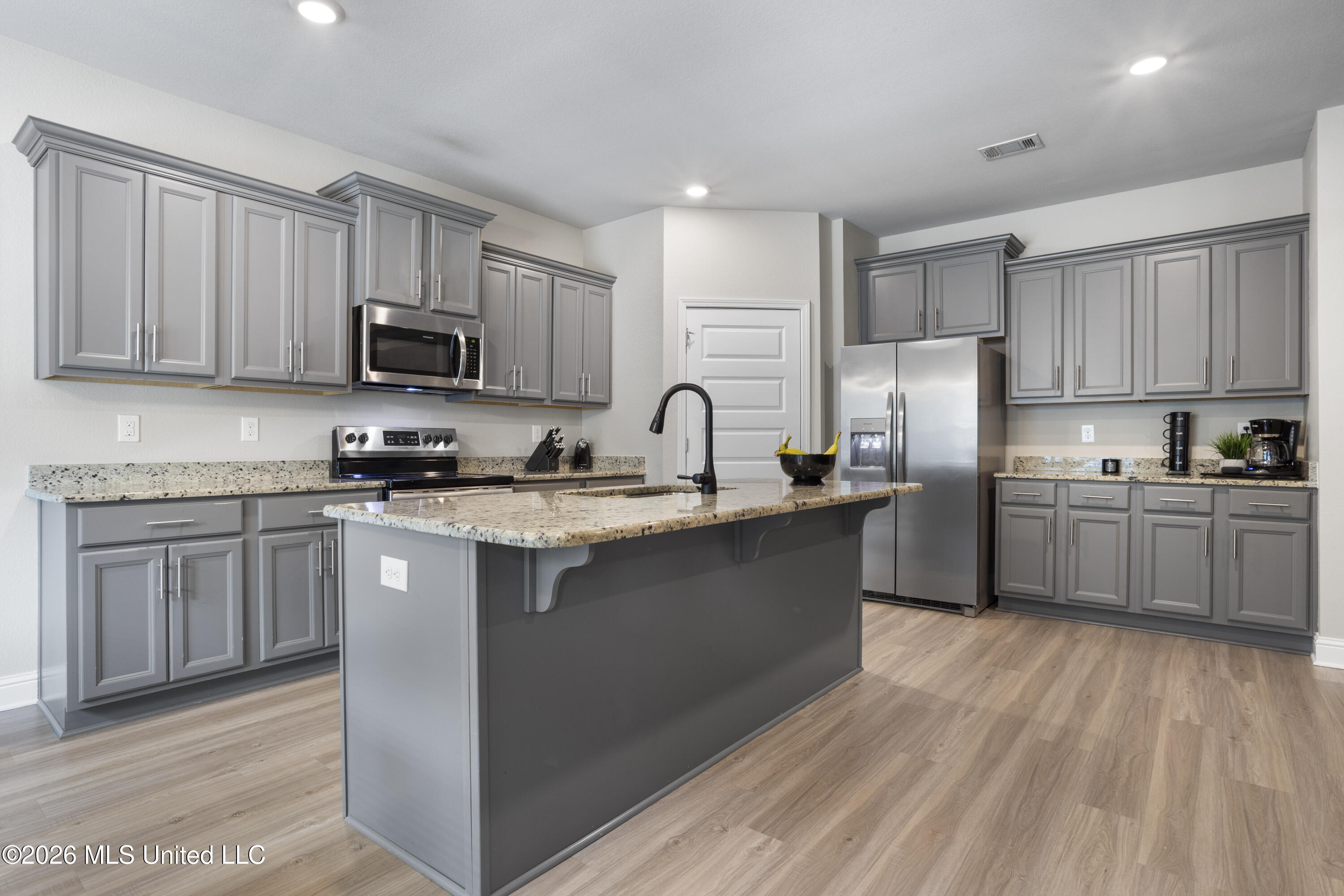 8452 Rock Glen Road Biloxi, MS 39532 - Photo 11 of 38 00012