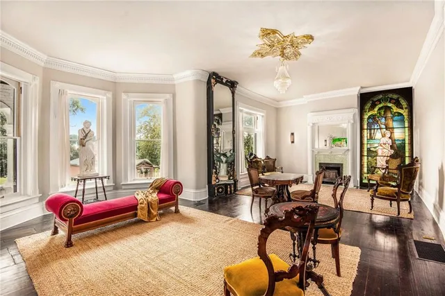 $475,000 | 1311 Francis Street, St. Joseph, MO 64501