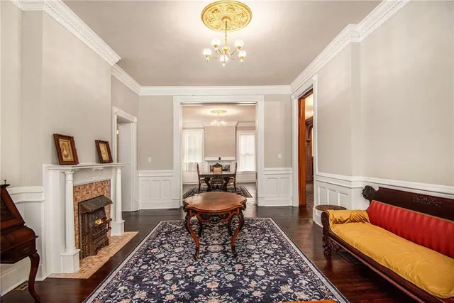 $475,000 | 1311 Francis Street, St. Joseph, MO 64501