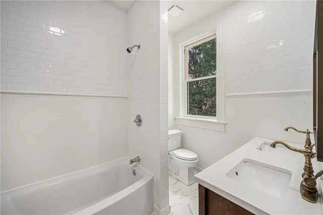 $475,000 | 1311 Francis Street, St. Joseph, MO 64501