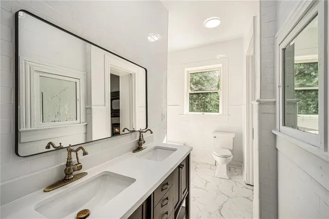 $475,000 | 1311 Francis Street, St. Joseph, MO 64501