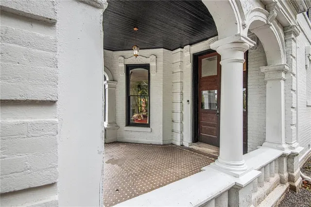 $475,000 | 1311 Francis Street, St. Joseph, MO 64501