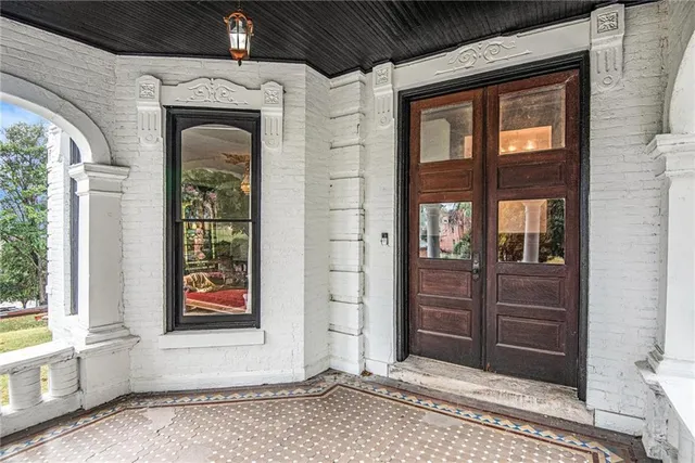 $475,000 | 1311 Francis Street, St. Joseph, MO 64501