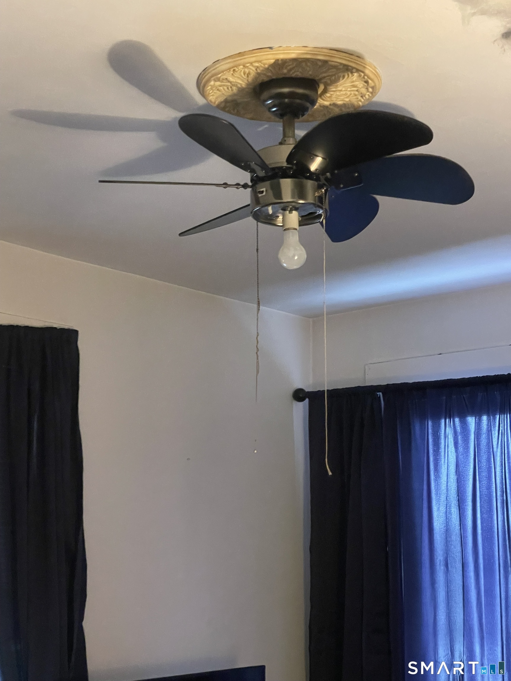 98 Carroll Avenue Bridgeport, CT 06607 - Photo 17 of 25