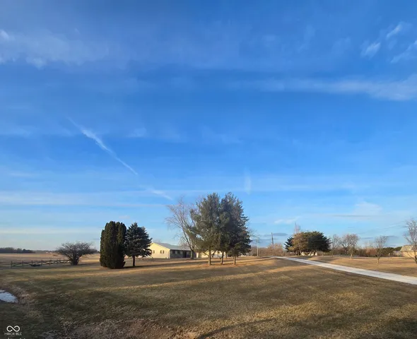 $300,000 | 5120 West 700th Street North, Frankton, IN 46044